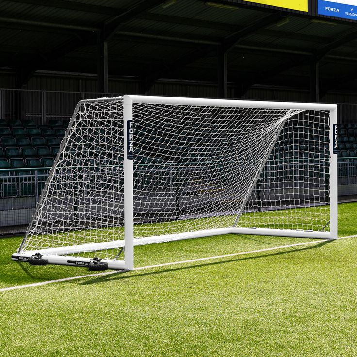 اكسسوارات ملاعب كرة القدم